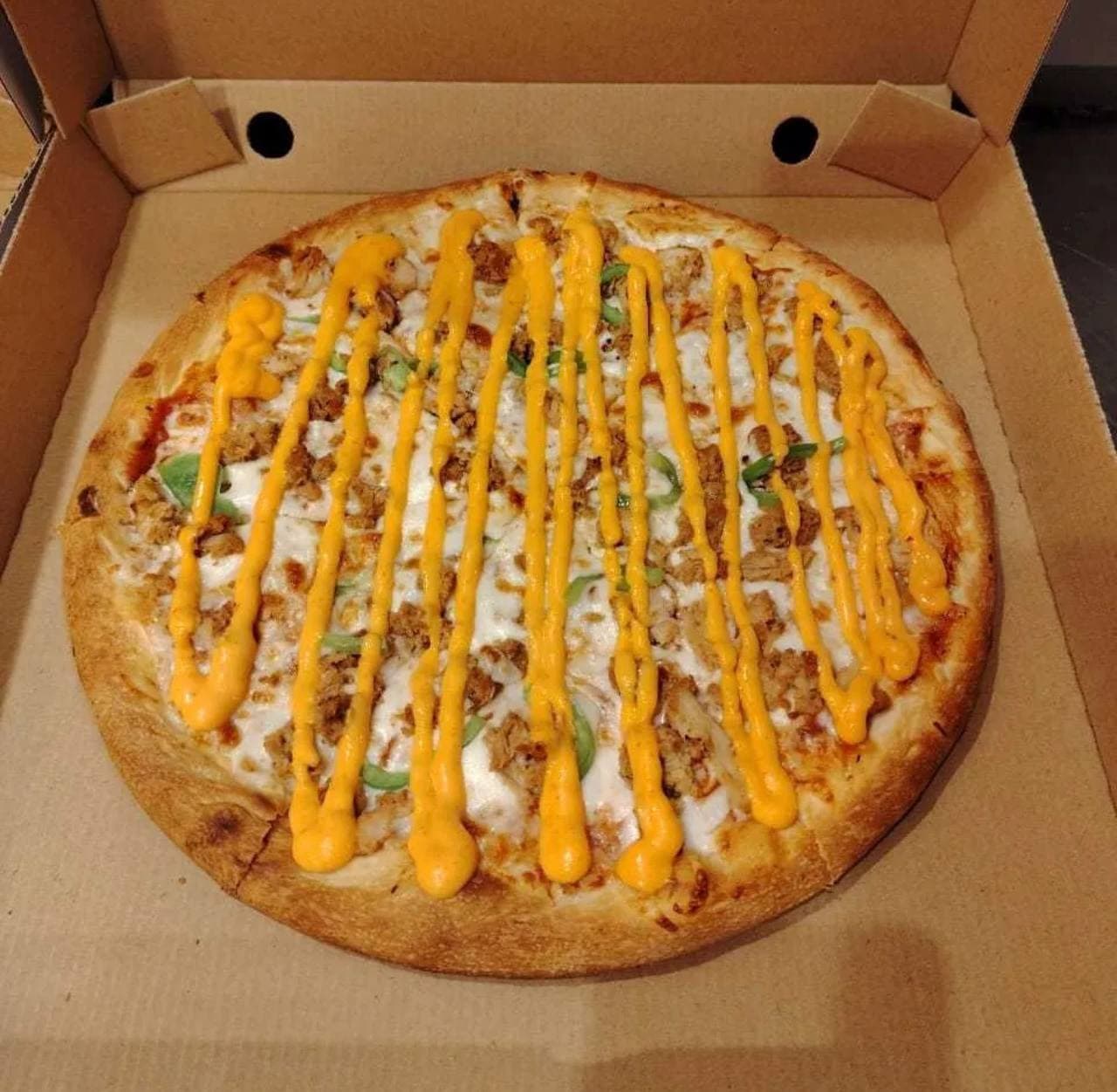 بيتزا ديناميت